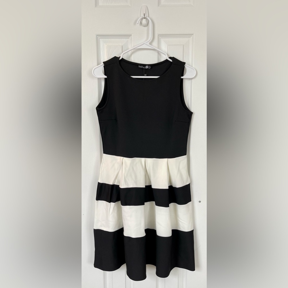 NWT Boohoo Kate Monochrome Skater Dress
